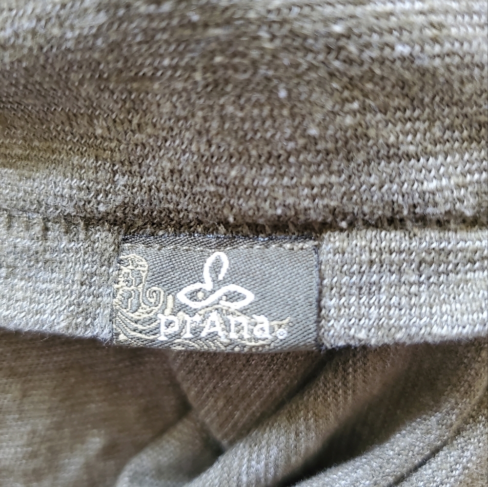 Prana Army Green Knit Top Size Medium - Picture 5 of 5